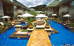holiday_villa pool 3.jpg